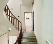 Bán nhà bằng b 41m2. 5 tầng. mặt tiền 4.5m. giá 9.2 tỷ hoàng mai hà nội
