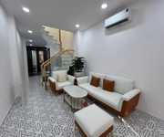 Bán nhà hxh đặng văn ngữ, 3.5x12m, 3 tấm, 3pn, 4wc, 7.3 tỷ, tl