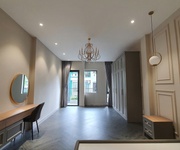 2 Bán nhà kd: 6 tầng, dt: 99,54m2  dt sàn: 397,04m2 , 8pn, nội thất- mặt tiền đinh công tráng, p.tân