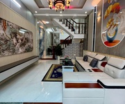 Bán nhà 3 tàng mới keng 4pn shr tân chánh hiệp q12 hẻm xe hơi 5m