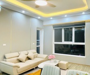7 Cần bán căn hộ full đồ mới 100, ban công đông nam, view hồ, chung cư Thanh Hà