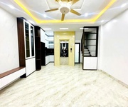 Bán nhà 52m 5 tầng thang máy cực mới ở ngay ngõ 310 nghi tàm tây hồ