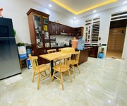 2 Bán nhà 2 tầng, 3pn, hxh đường số 4, trường thọ, thủ đức. dt 160m2, shr, giá 9,05 tỷ.