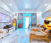 Bán nhà chung cư nguyễn xí, 4x15m, trệt, gác, 4pn, 2wc, 4.5 tỷ, tl