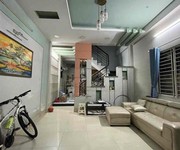 2 Cho thuê nhà hoàng hoa thám, 4.5x12m, 1 trệt, 2 lầu, 3pn, 3wc, 12tr, tl