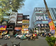 2 Bán khách sạn 5 tầng ngay trung tâm q.10   sát vạn hạnh mall