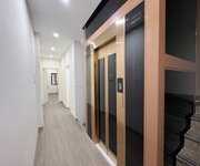 5 Bán 69m2 nhà 4 tầng, thang máy, 5PN sát chợ Diêm Gỗ, Việt Hưng. Chỗ đỗ xe miễn phí