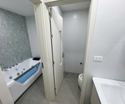 13 Bán 69m2 nhà 4 tầng, thang máy, 5PN sát chợ Diêm Gỗ, Việt Hưng. Chỗ đỗ xe miễn phí