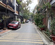 Bán 75M tam trinh tặng nhà phân lô vỉa hè 2 ô tô tránh kinh doanh hoàng mai