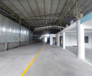 Cho thuê 2000m2 kho xưởng đường container và có sẵn 3 pha Cho thuê 2000m2 kho xưởng đường container và có sẵn 3 pha