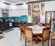 3 Bán gấp nhà Lạc Long Quân Tây Hồ, gần phố, gần ô tô 44m  giá 9.6 tỷ