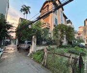 Hiếm đất thạch bàn 67 m2 - ô tô vào đất mặt tiền  4m x 11.6 tỷ long biên hà nội.