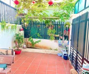 4 Bán nhà đường 185, phước long b, q.9, tp hcm, dt 82m2, 2 tầng, 2pn. sổ hồng riêng. giá 6.49  tỷ.
