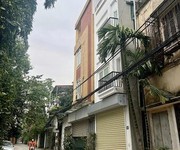 2 Chính chủ cần cho thuê nguyên căn nhà 68 ngọc thuỵ, long biên, hn