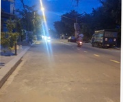 1 - nhà 2 tầng kinh doanh, sát lô góc, mặt tiền đường phan tứ, gần đại học kinh tế, vài bước chân ra