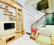 Trung tâm quận 10   nhà đẹp 5 tầng tô hiến thành   51m    2 mặt hẻm   giá 8.85