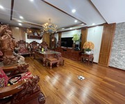 Tòa nhà 7 tầng 70m2, thang máy, ô tô tránh, khu cầu giấy   doanh thu 1 tỷ/năm