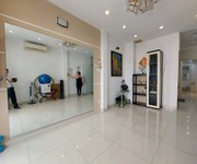 4 Nhà đẹp đường phạm ngũ lão 5 tầng, 5 phòng ngủ, 54 m2 giá chỉ 13,5 tỷ
