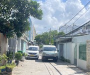4 Bán nhà đường 112, phước long a, q.9, hcm. dt 104m2, 2 tầng, 2pn, sh, giá 7.2 tỷ.