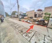 1 Bán đất tổ 11, quang minh, mê linh. lô góc 2 mặt thoáng, đường thông, oto tránh