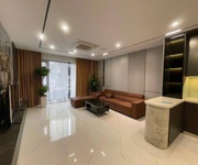 4 Giữ tiền- nhà mới 6 tầng thang máy- lạc long quân/ xuân la- dt 40m2, mt 4m- 10 tỷ