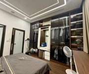 bán nhà khương đình. mặt tiền to đẹp - nội thất xịn - vài bước royal city