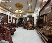 1 Nhà mặt tiền đường dĩ an, 5 tầng, ngang 7m, 201m2 lô góc, 17 tỷ