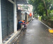 Nhà đẹp 2 tầng   mặt tiền rộng   oto đỗ cổng   ở ngay