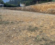Gia đình cần chuyển nhượng 800m  đất vị trí đẹp tại trung tâm xã tú lệ, cách le charm tú lệ chỉ