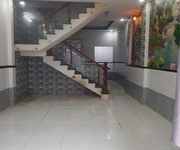 4 Sốc   chủ nhà cần tiền bán gấp về quê  nhà 1 trệt 1 lầu, 2pn, hẻm ô tô thông ngay sát chợ bình