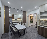 4 Cầu giấy 43m-11,5 tỷ nhà đẹp gần phố,lô góc,dân xây,ngõ ba gác,nở hậu