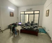 Cần bán nhà cấp 4 phố định công thượng, 36m2 x  mặt tiền 5m, giá 1.8 tỷ