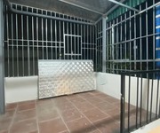 Bán nhà 4 tầng phố tô hoàng chỉ 2.15 tỷ