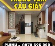 Nhà mới   ở ngay   trung tâm cầu giấy - 31x5 t - giá chỉ 9.1 tỷ