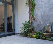 3 Nhà 1 trệt 1 lầu thiết kế hiện đại, có sân trước và giếng trời sau, thoáng sáng cả ngày 3 Nhà 1 trệt 1 lầu thiết kế hiện đại, có sân trước và giếng trời sau, thoáng sáng cả ngày