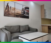 Nhà 1 trệt 1 lầu thiết kế hiện đại, có sân trước và giếng trời sau, thoáng sáng cả ngày Nhà 1 trệt 1 lầu thiết kế hiện đại, có sân trước và giếng trời sau, thoáng sáng cả ngày