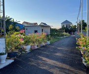 1 Đất tuyến 2 đường 402 tư thủy   hòa nghĩa, dương kinh   giá loanh quanh 2,x tỷ, hiếm trên thị 1 Đất tuyến 2 đường 402 tư thủy   hòa nghĩa, dương kinh   giá loanh quanh 2,x tỷ, hiếm trên thị