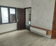 Bán nhà lạc long quân - tây hồ, dt75m2, mt4.8m, gần hồ tây lộng gió  chỉ 11.3 tỷ