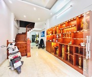 Nhà phố trung kính, ô tô vào nhà, kinh doanh thuận tiện. nhà 6 tầng - 6 ngủ - gần 60m2 - giá nhỉnh