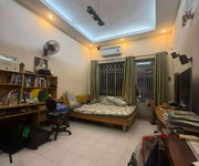 3 Nhà mt đường hùng vương phường 9 quận 5 cũ. 3 Nhà mt đường hùng vương phường 9 quận 5 cũ.