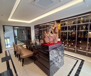 Nhà đẹp mới toanh phố trạm, 6 tầng thang máy, 2 thoáng, 45m2, ôtô full nội thất, giá 9 tỷ.