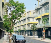 Bán nhà xây sẵn - có sổ,dt 65-94m2 1 triệt 2 lầu  sân thượng sổ hồng sẵn 7,9 tỷ