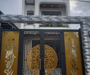 Nhà phố cầu đen