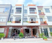 Bán Cặp Nhà Phố Hiện Đại Cao Cấp Phường Dĩ An TP. HCM