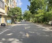 3 Bán Đất TĐC Giang Biên 40m2 View Dự Án 4 Tòa Chung Cư, Đường Ô Tô Tránh, Thuận Lợi Xây Kinh Doanh