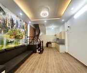 Nhà đẹp Hoàng Hoa Thám gần ngõ thông ô tô 32m  giá 7.2 tỷ