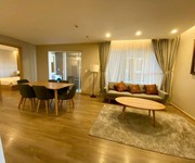 Cho thuê căn hộ Fhome 2 phòng ngủ - view phố đẹp Cho thuê căn hộ Fhome 2 phòng ngủ - view phố đẹp