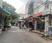 Đất trung tâm thị trấn phùng   kinh doanh đỉnh   ô tô đỗ cửa, gần hồ điều hòa , nhỉnh 5 tỷ.