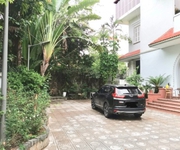 Bán nhà Âu Cơ, Tây Hồ 80m    sân vườn   ô tô   ngay mặt phố   21 tỷ