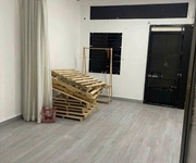 1 Cho thuê riêng tầng trệt hoặc cho thuê nguyên căn mt trần minh quyền   q10